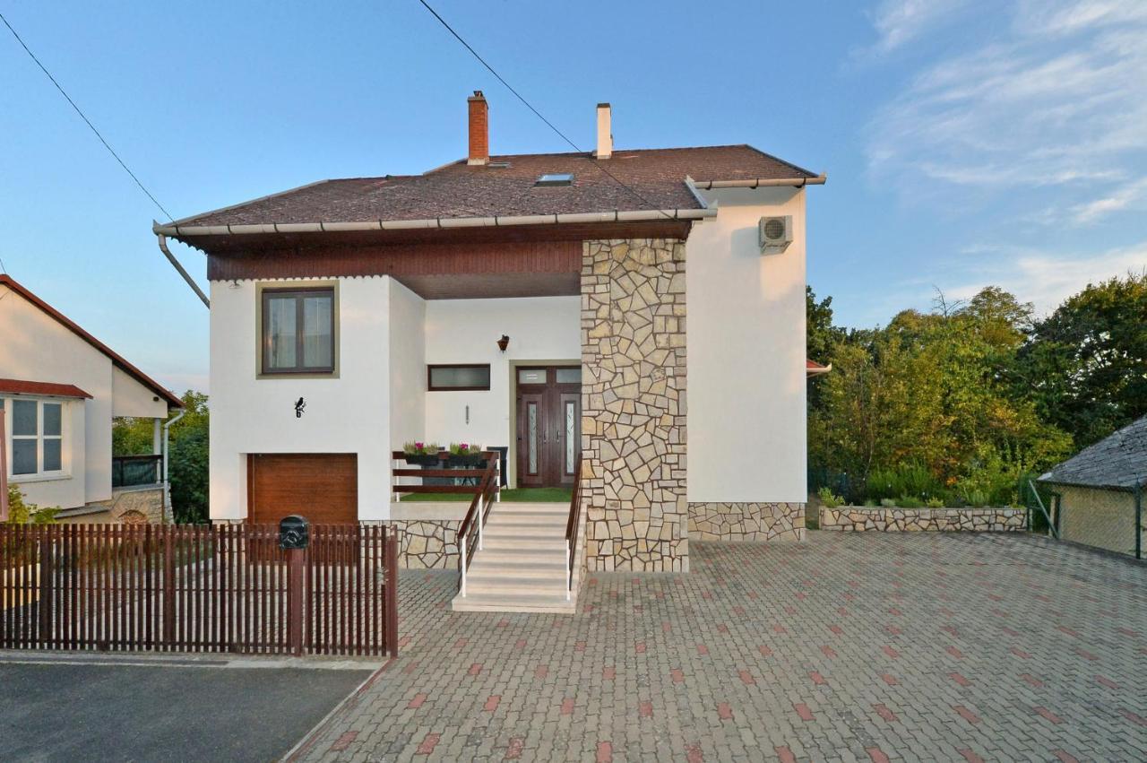 Blackbird Apartment Balatonfüred Екстериор снимка